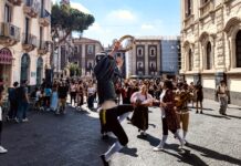 Teatro Stabile di Catania, la stagione comincia prima del sipario: una settimana di teatro vivo attraversa la città